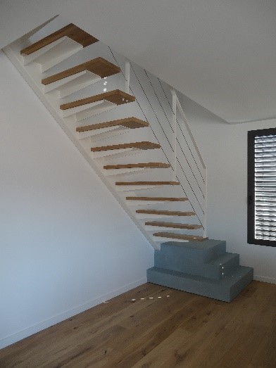 escalier moderne bois